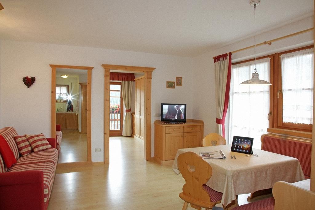 Dolomites Apartments Ciasa Vally St. Kassian Exterior foto