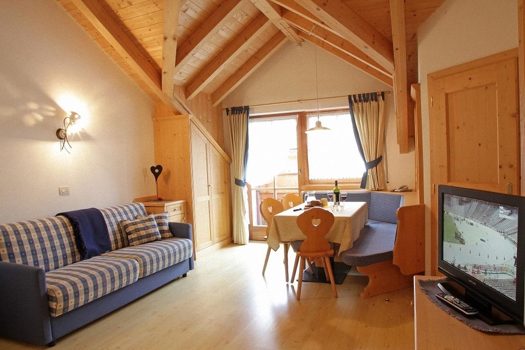 Dolomites Apartments Ciasa Vally St. Kassian Exterior foto